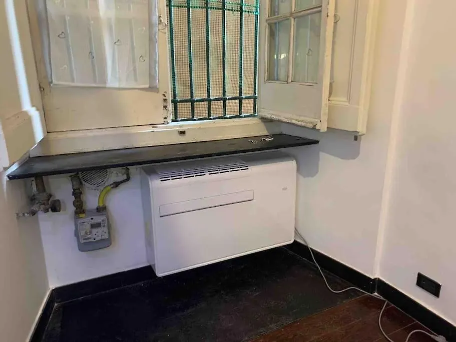 Central Flat! 2 Steps From The Aquarium Of Genova 0*, Genoa Italy